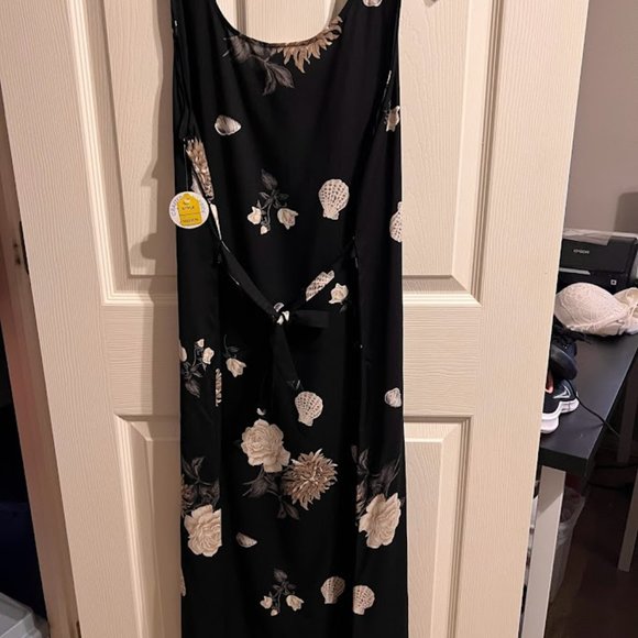 NWT Size M Connie Choi Vintage Black Shift Dress - White Flowers & Seashells - Picture 2 of 3
